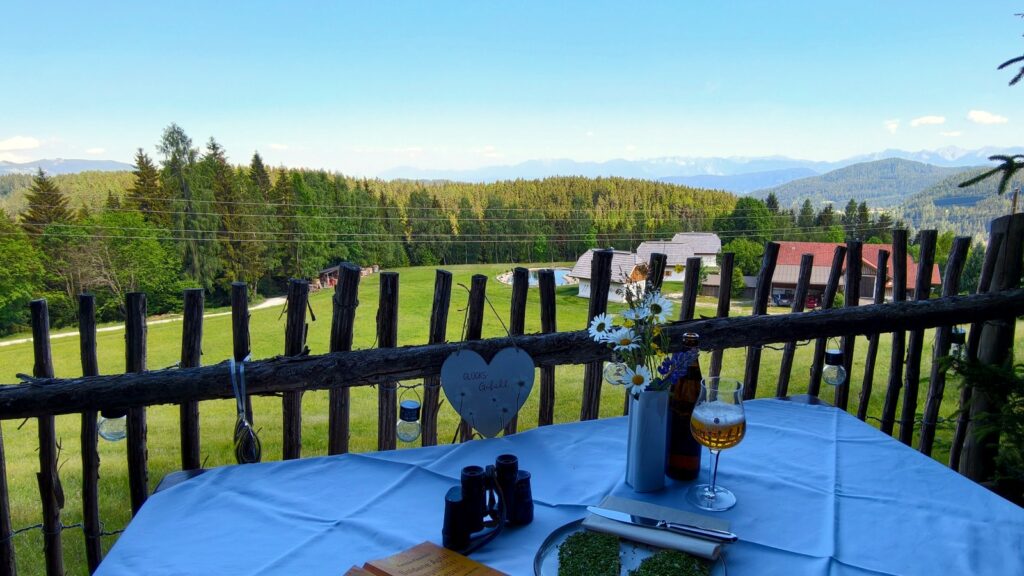 Stiller Urlaubsort in Kärnten mit Weitblick, Wiesen und Literaturplatz bei Ebner 1822